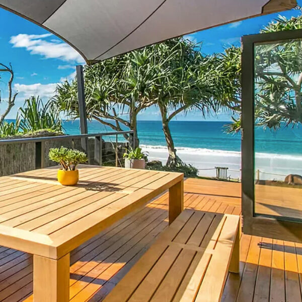 Heels Agency Editor Demi Karan Byron Bay Luxury Homes Luxurious Home Moondarah House Byron Bay Outdoor Dining