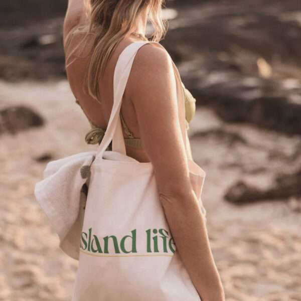 Heels Agency Little Palm La Mer Tote Bag ed-it.co flaunt.media Founder Demi Karan